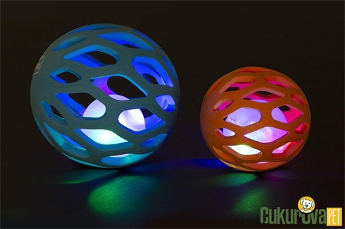 Karlie Gitterball Led Işıklı Top Köpek Oyuncağı Mavi - 11.5 Cm